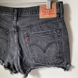 Levi 501 Cutoff Jean Shorts - High Rise